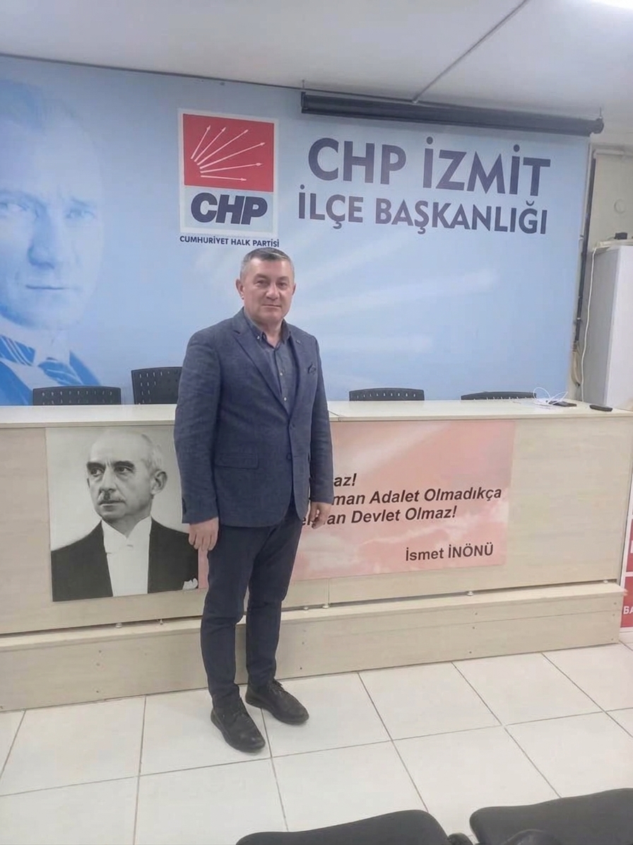 12 Eylül Yıl Dönümünde CHP İzmit’ten Sert Açıklama: Engin Özcan “Demokrasi Mücadelesinden Vazgeçmeyeceğiz”