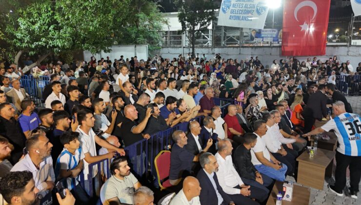 DİLOVASI’NDA BİNLERİN KATILDIĞI FESTİVAL: DİLİSKELESİ’NDE MÜZİK VE EĞLENCE DOLU GECE