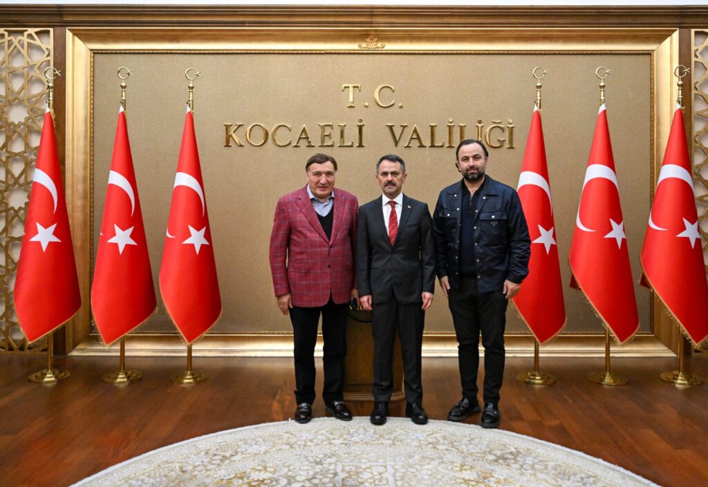İş insanları Halil Kipritoğlu ve Yaşar Şahin’den Vali Aktaş’a ziyaret