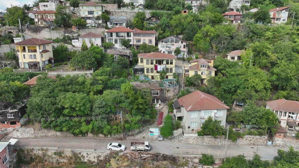 İzmit Akçakoca Mahallesi’ndeki tarihi yapı restore edilerek eğitim merkezi olacak