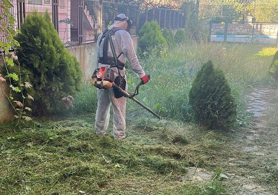 Dilovası’nda İbni Sina ve Lale parklarında yenileme çalışmaları sürüyor