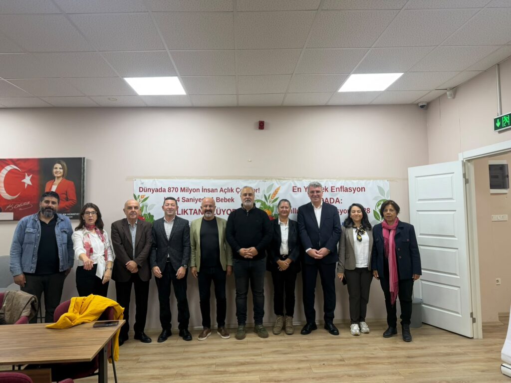 İzmit’te Dünya Gıda Günü kapsamında gıda güvenliği söyleşisi düzenlendi