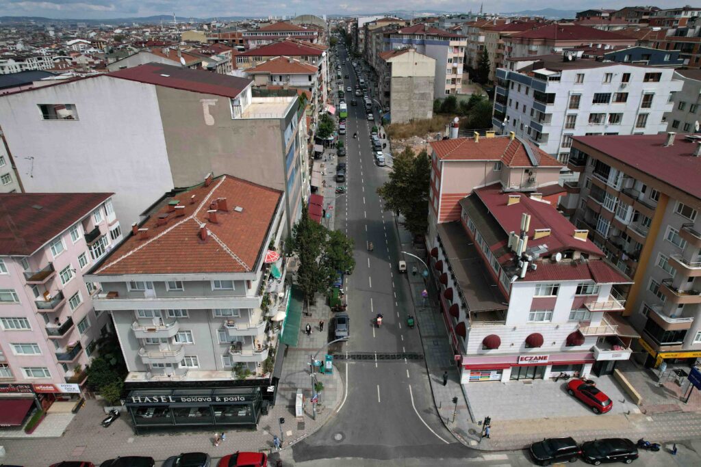 Gebze’de Şehit Numan Dede Caddesi 25 milyon TL’lik yatırımla yenilendi