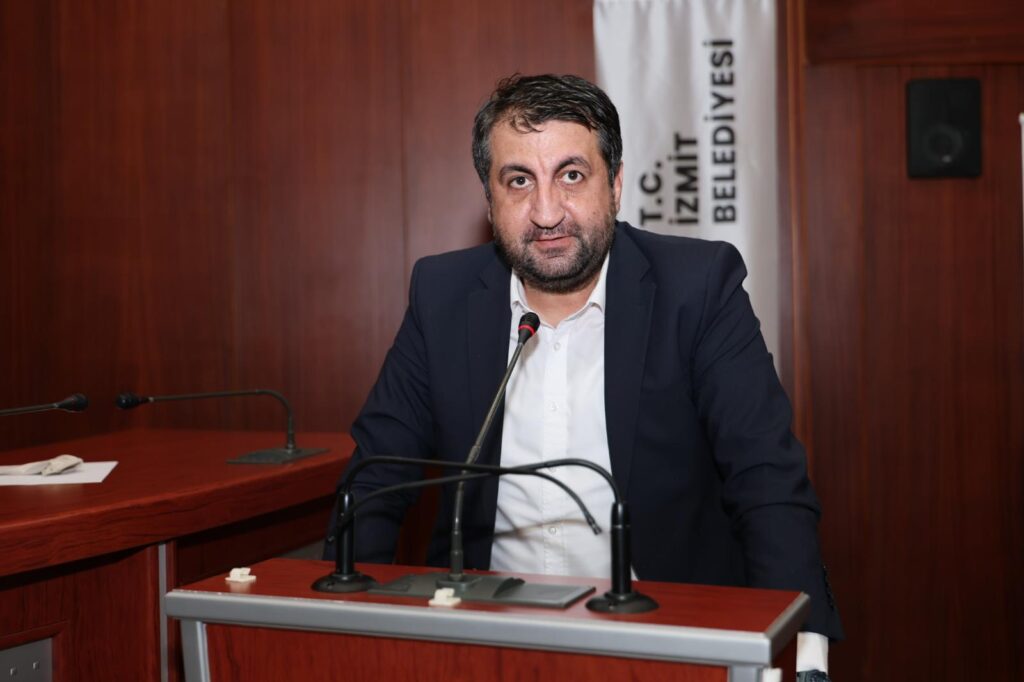 İzmit Belediye Meclisi 2027 bütçesini 6 milyar 27 milyon TL olarak kabul etti