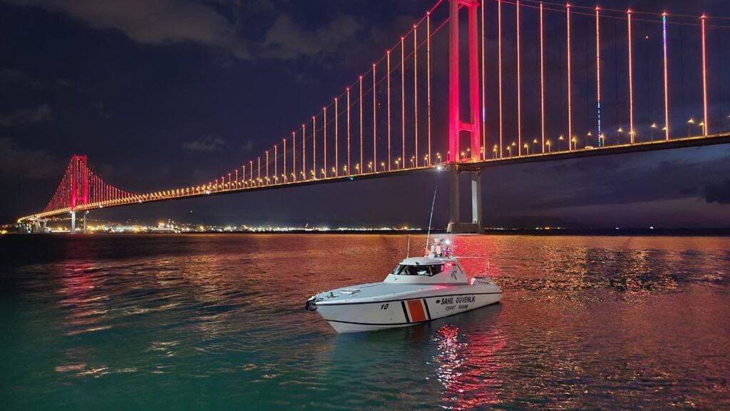 İzmit Marina’da TCSG-10 Sahil Güvenlik Botu 29 Ekim’de ziyarete açılacak